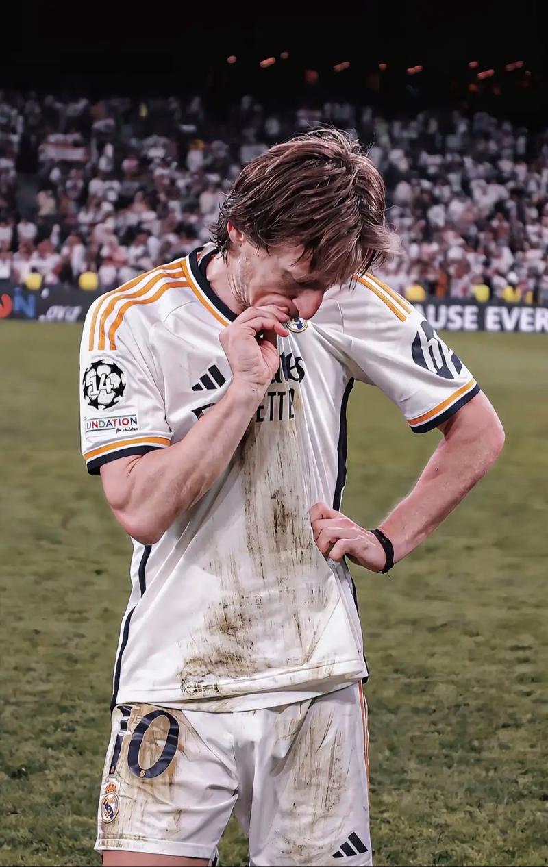 CBA杯战报：史密斯27分6板6助，深圳90-64大胜长沙勇胜